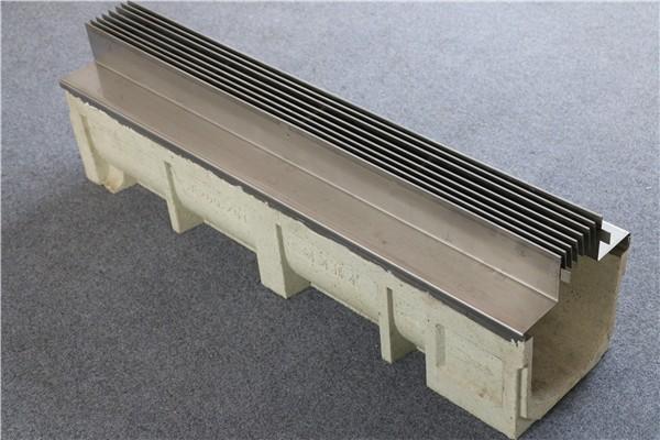 成品線性排水溝怎麼進行排水防澇的