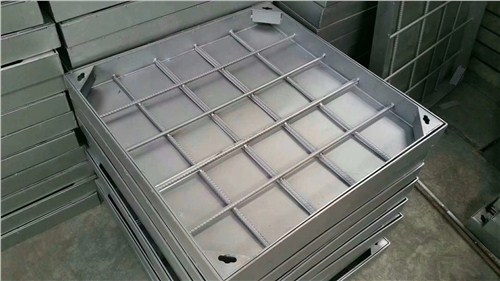 如何對不鏽鋼隱形井蓋進行除鏽